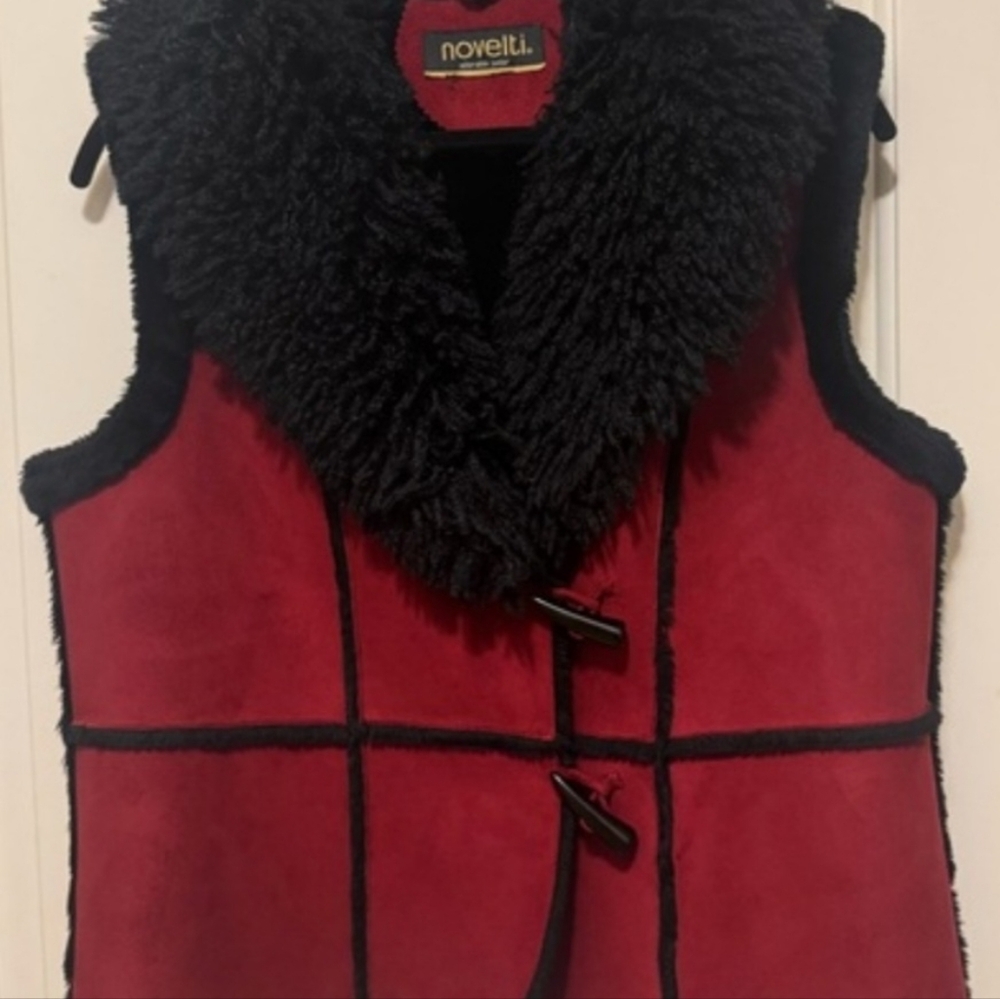 NOVELTI Suede Vest With Faux Fur Collar & Toggle Closure Size L - Picture 9 of 10